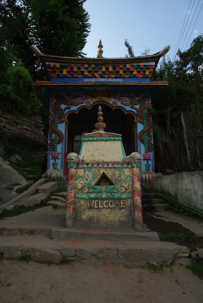 Bienvenue au village de Kamru, Kinnaur, Nord de l'Inde