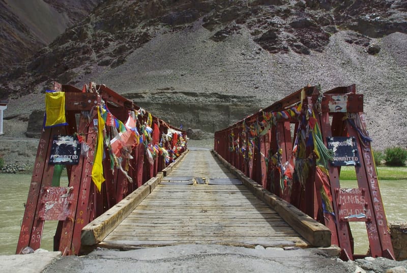 Traversée de l'Indus - Ladakh - inde Himalayenne